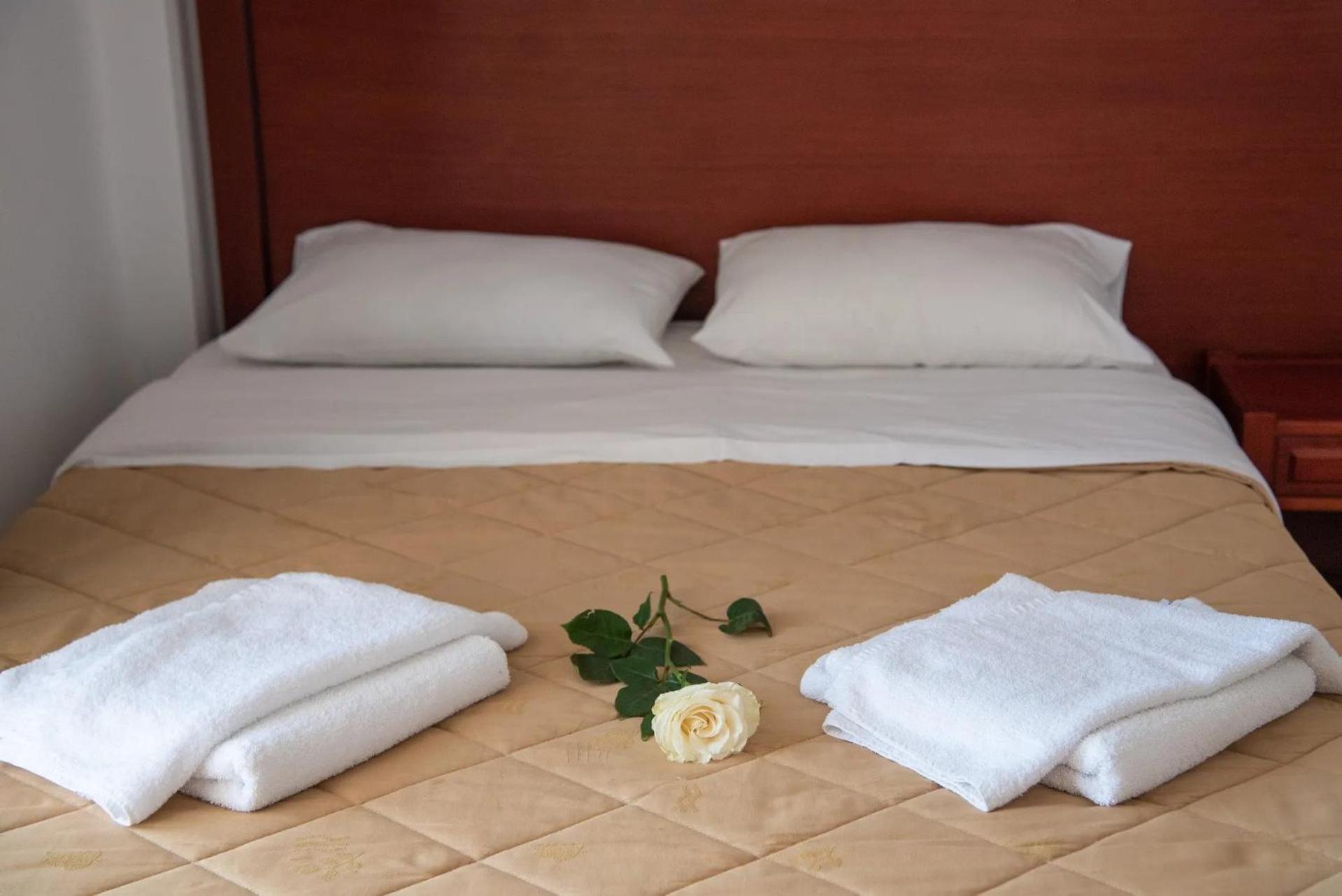 Poseidon Beach Hotel 카스트로시키아 외부 사진