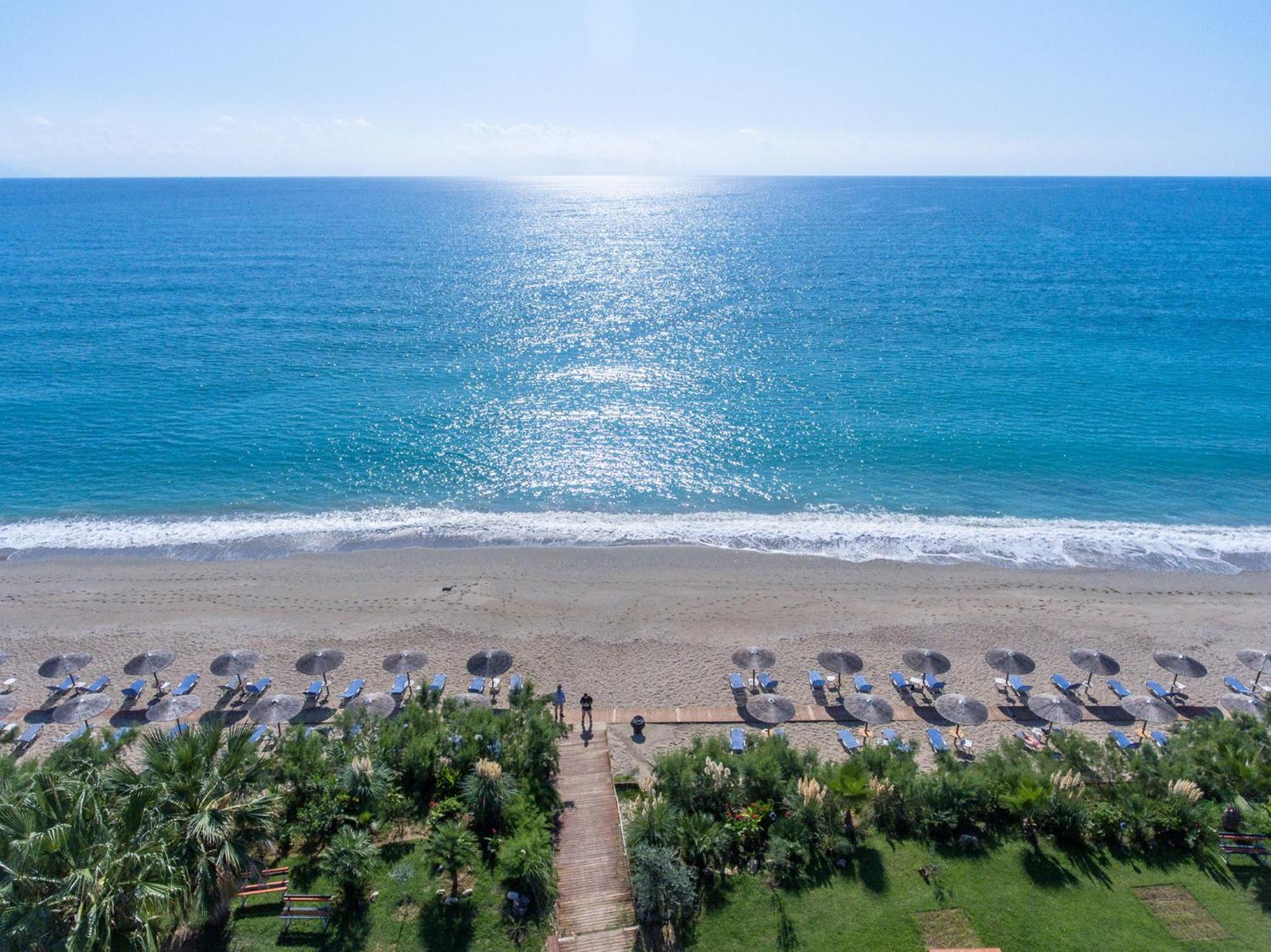 Poseidon Beach Hotel 카스트로시키아 외부 사진