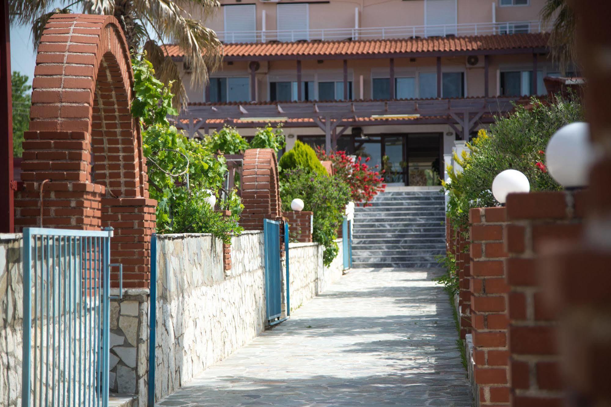 Poseidon Beach Hotel 카스트로시키아 외부 사진