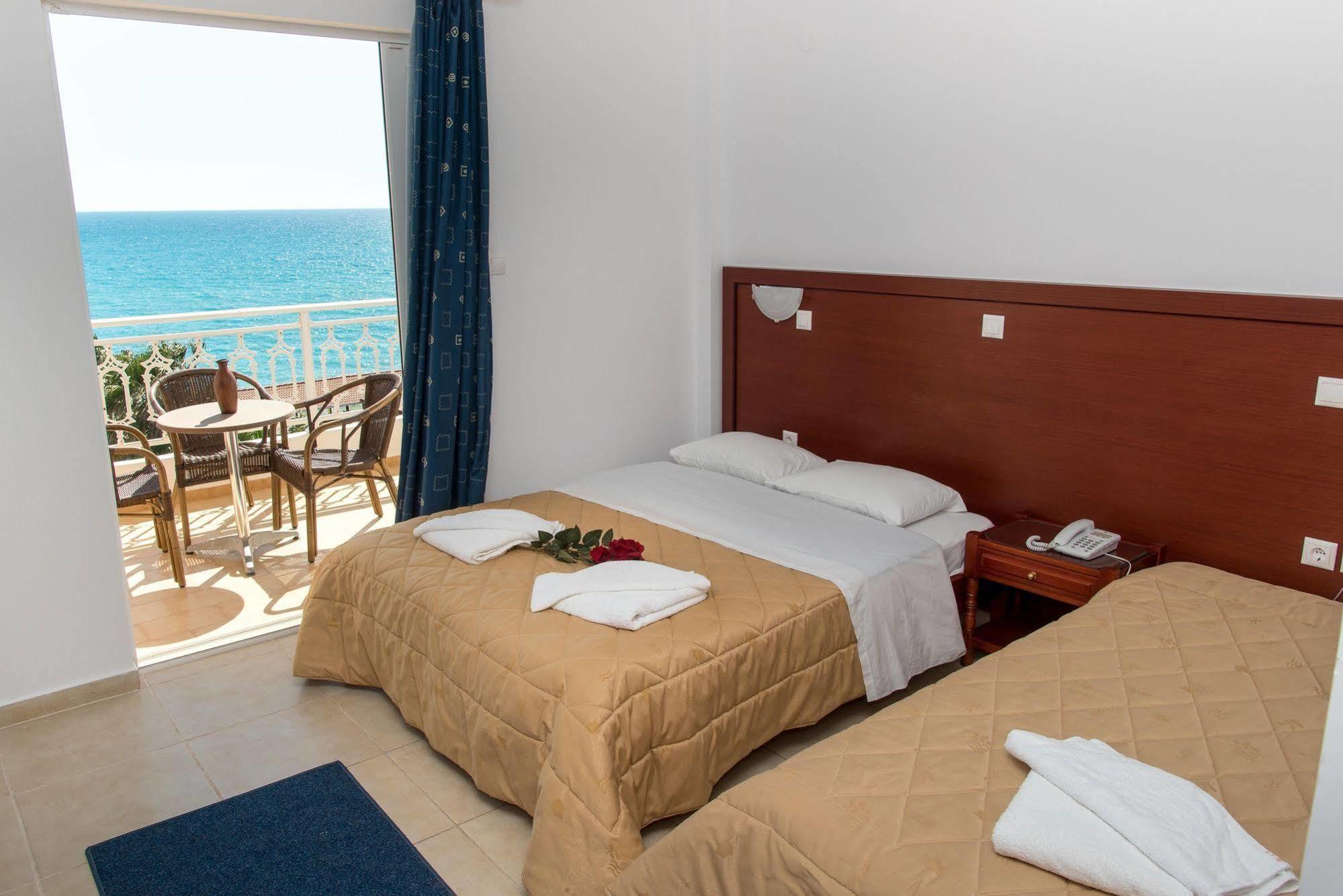 Poseidon Beach Hotel 카스트로시키아 외부 사진
